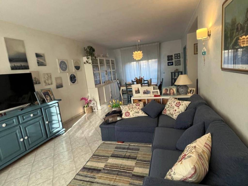 casa indipendente in vendita a Camaiore in zona Capezzano Pianore