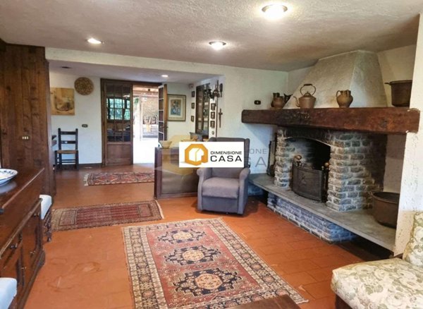 casa indipendente in vendita a Camaiore in zona Lido di Camaiore