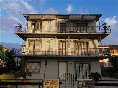 appartamento in vendita a Camaiore in zona Secco