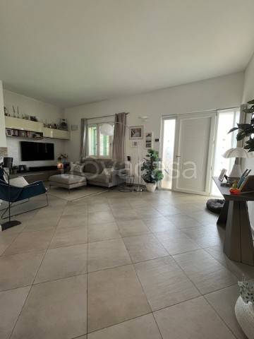 casa indipendente in vendita a Camaiore in zona Lido di Camaiore