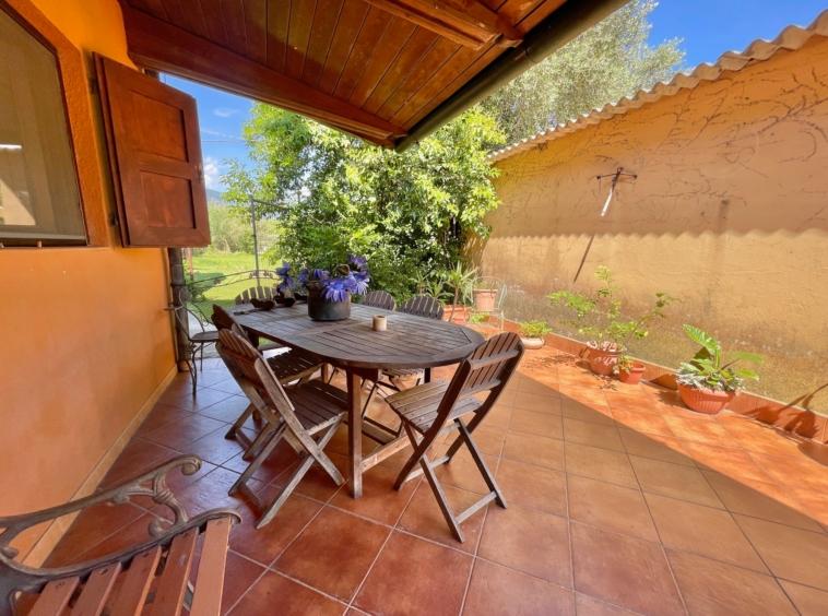 casa indipendente in vendita a Camaiore in zona Capezzano Pianore