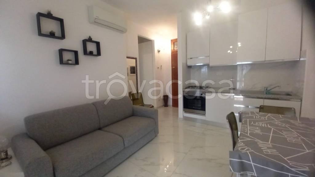 appartamento in vendita a Camaiore in zona Lido di Camaiore