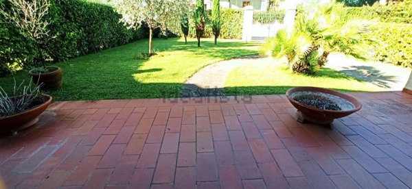 casa indipendente in vendita a Camaiore