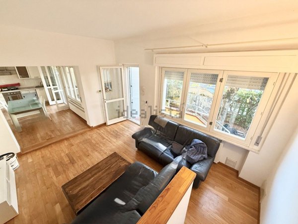 casa indipendente in vendita a Camaiore in zona Lido di Camaiore