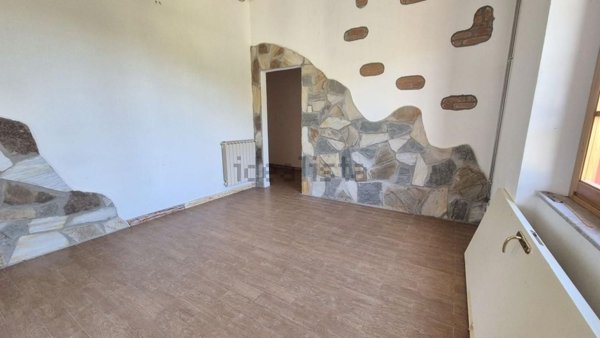 casa indipendente in vendita a Camaiore in zona Capezzano Pianore