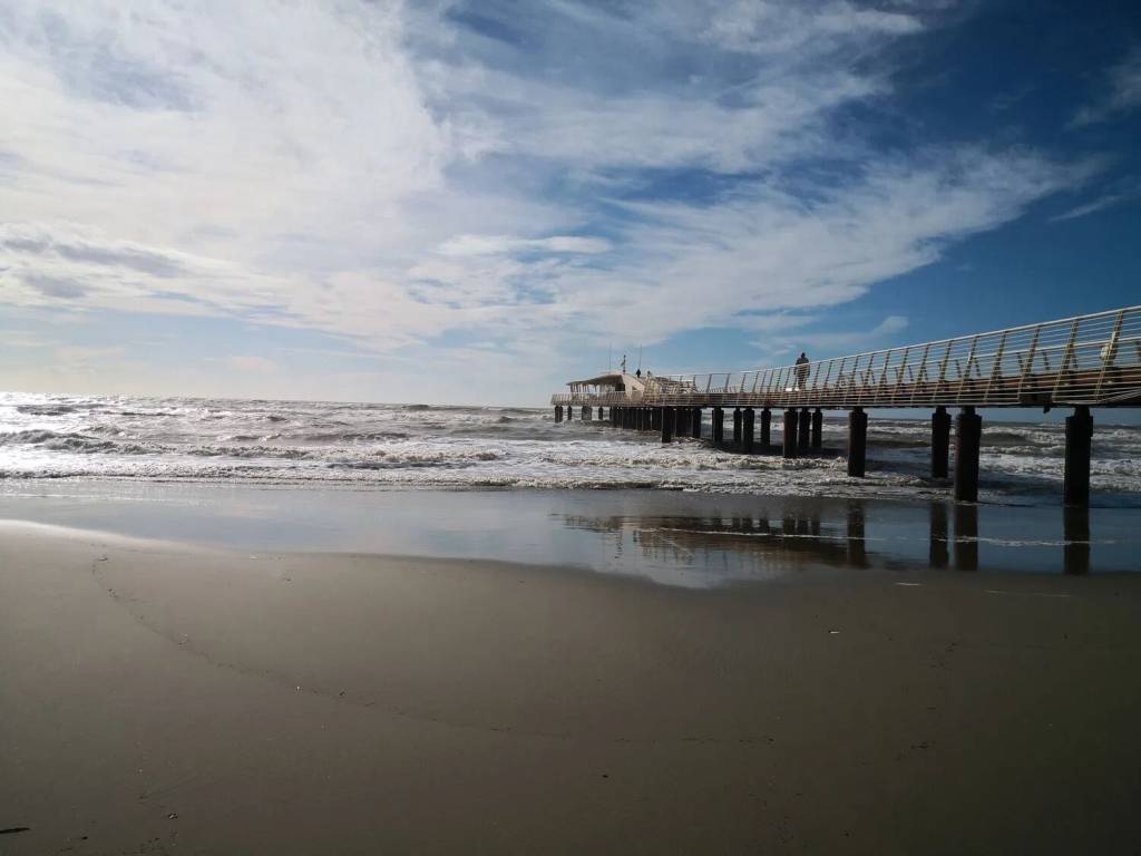 appartamento in vendita a Camaiore in zona Lido di Camaiore