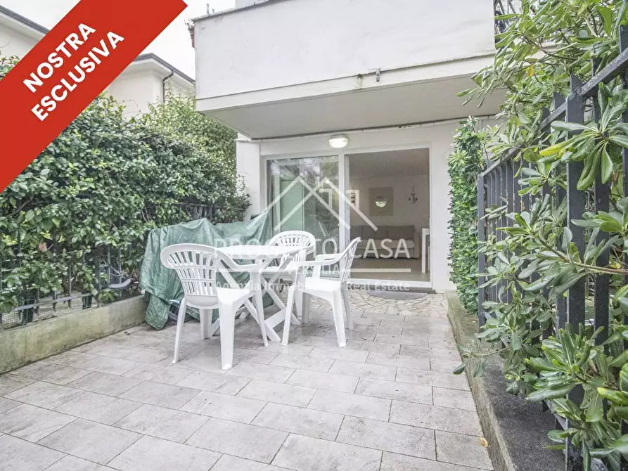 appartamento in vendita a Camaiore in zona Lido di Camaiore