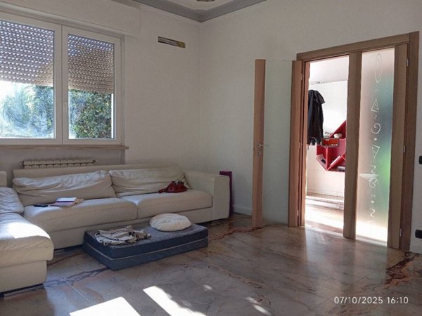 casa indipendente in vendita a Camaiore