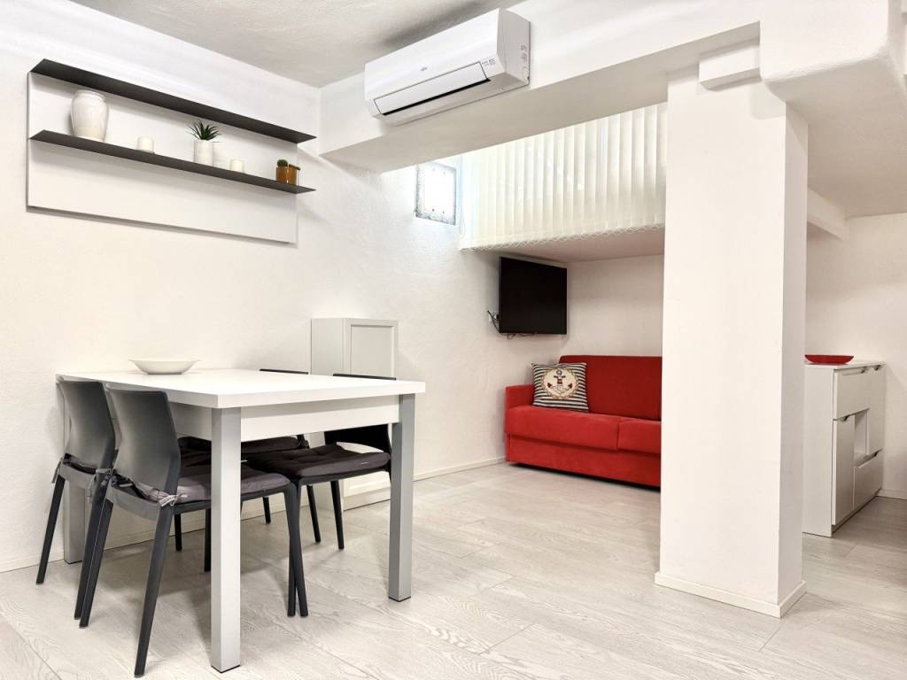 appartamento in vendita a Camaiore in zona Lido di Camaiore