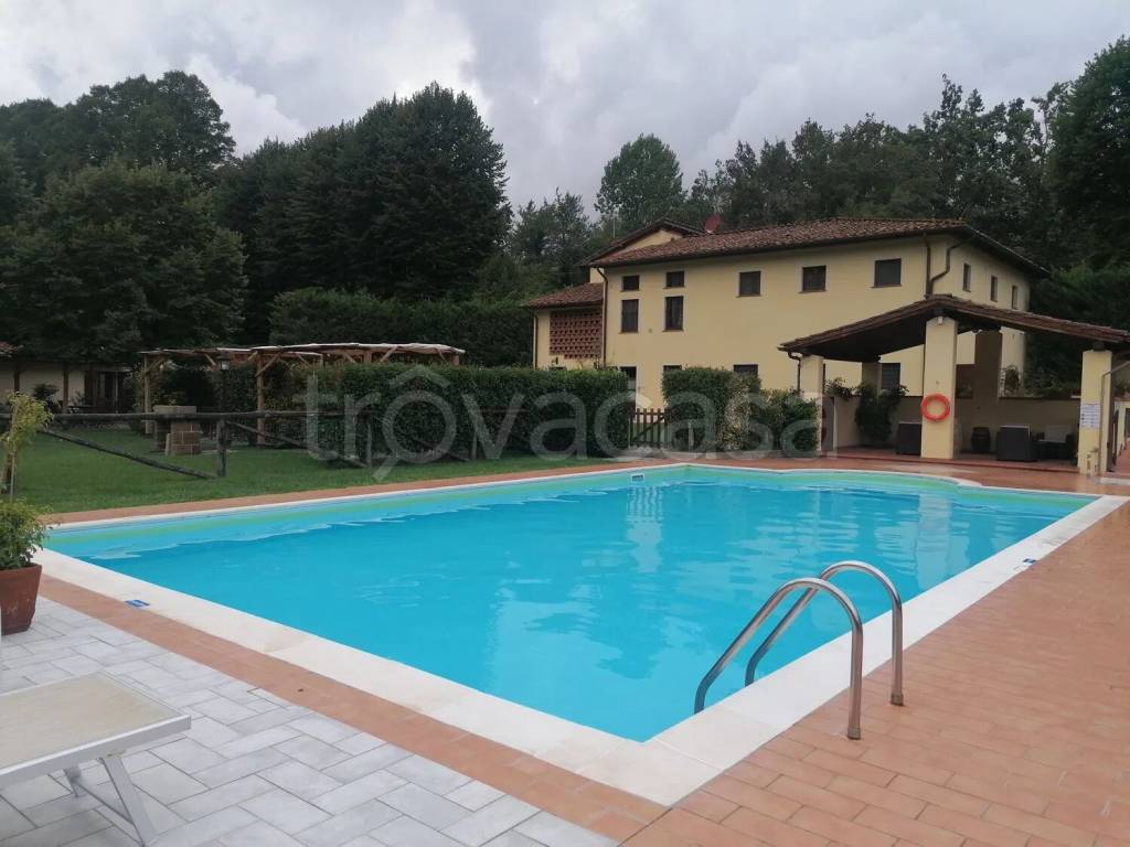 casa indipendente in vendita a Camaiore