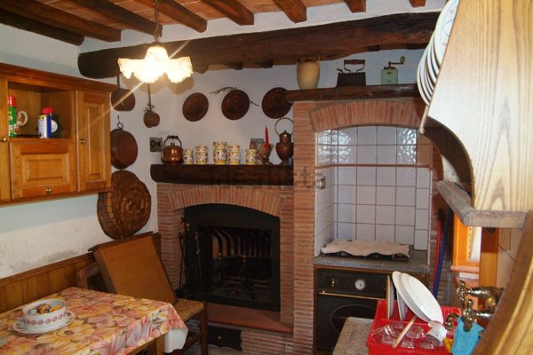 casale in vendita a Camaiore