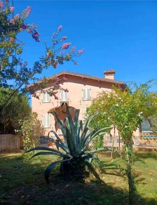 casa indipendente in vendita a Camaiore in zona Lido di Camaiore