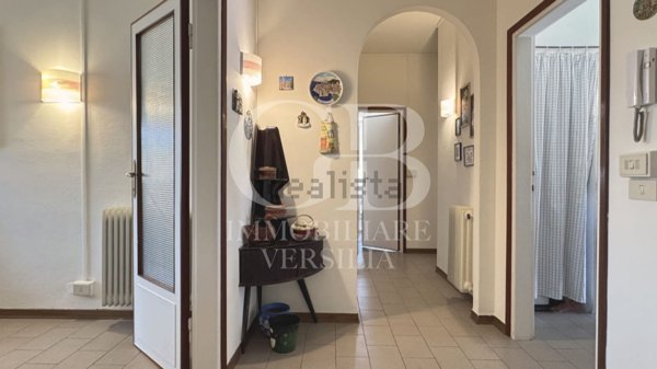 appartamento in vendita a Camaiore in zona Lido di Camaiore