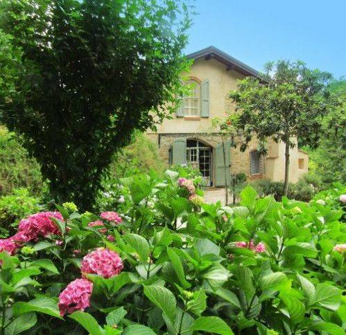 casa indipendente in vendita a Camaiore