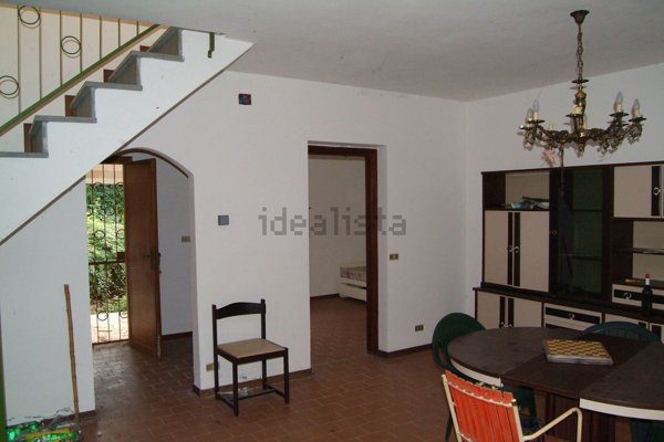 casa indipendente in vendita a Camaiore