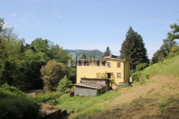 casa indipendente in vendita a Camaiore