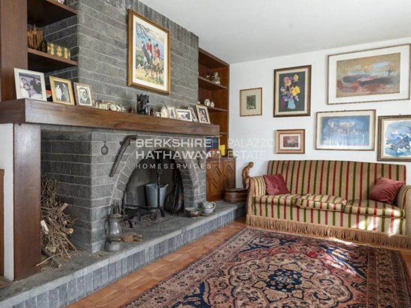 casa indipendente in vendita a Camaiore in zona Lido di Camaiore