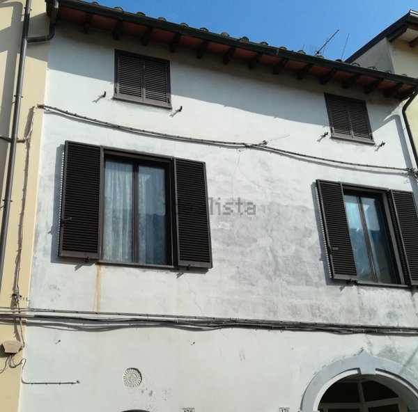casa indipendente in vendita a Camaiore