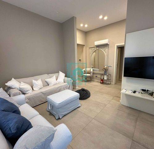 casa indipendente in vendita a Camaiore in zona Lido di Camaiore