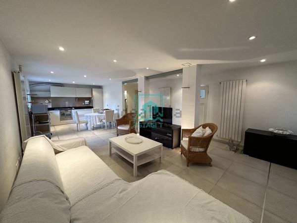 casa indipendente in vendita a Camaiore in zona Lido di Camaiore