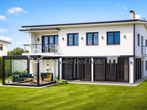 casa indipendente in vendita a Camaiore in zona Lido di Camaiore