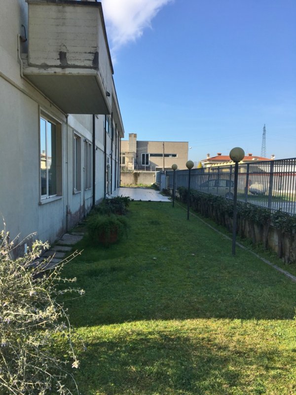 appartamento in vendita a Camaiore in zona Capezzano Pianore