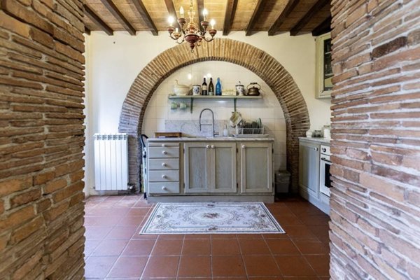 casa indipendente in vendita a Camaiore in zona Capezzano Pianore