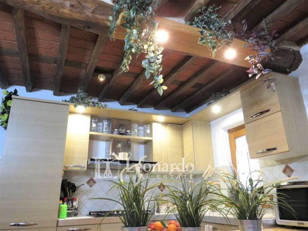 casa indipendente in vendita a Camaiore