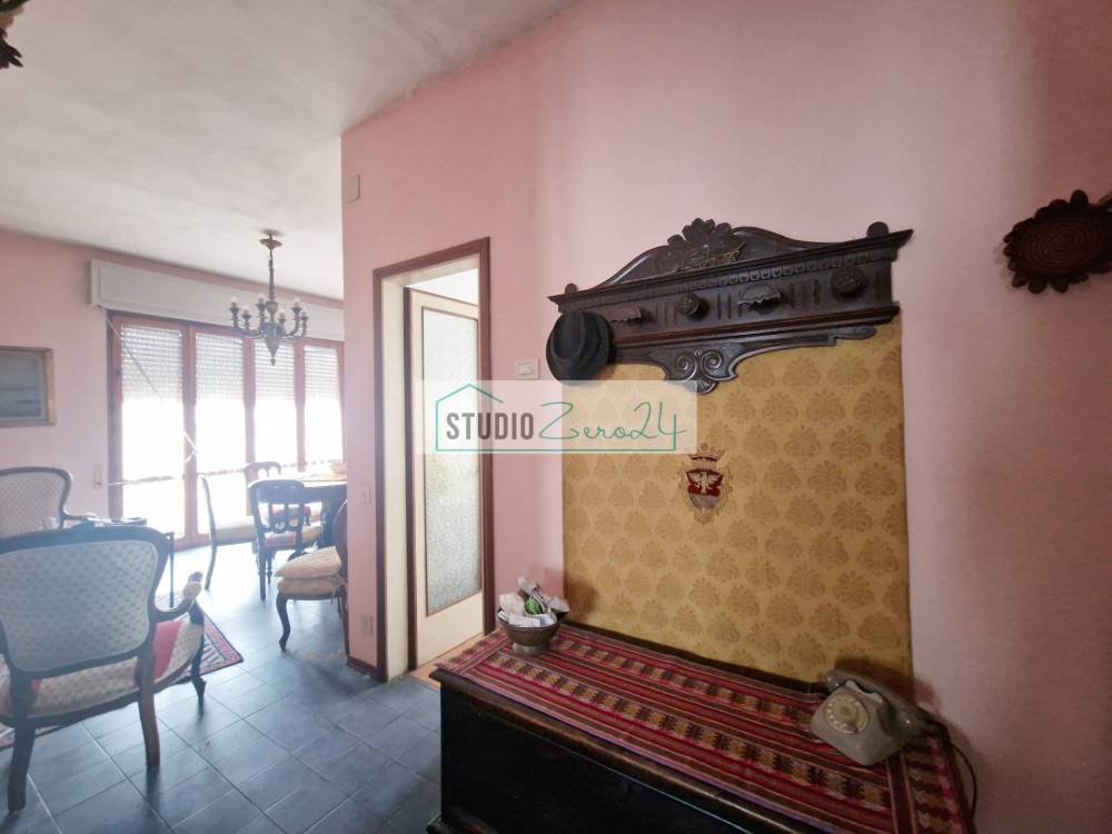 appartamento in vendita a Camaiore in zona Lido di Camaiore