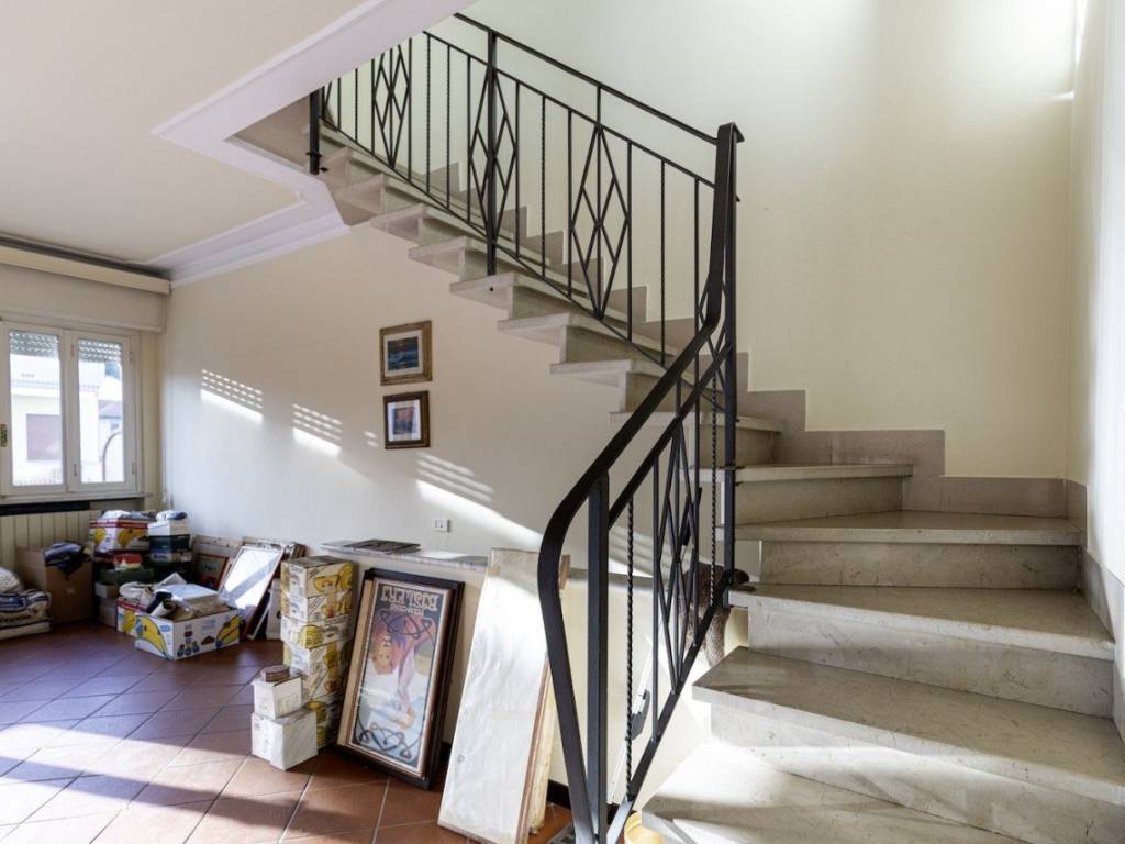 casa indipendente in vendita a Camaiore in zona Lido di Camaiore