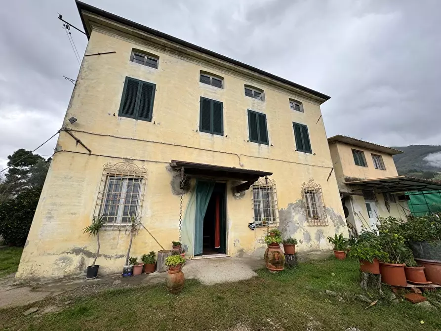 casa indipendente in vendita a Camaiore
