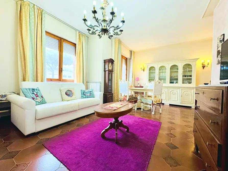 appartamento in vendita a Camaiore in zona Lido di Camaiore