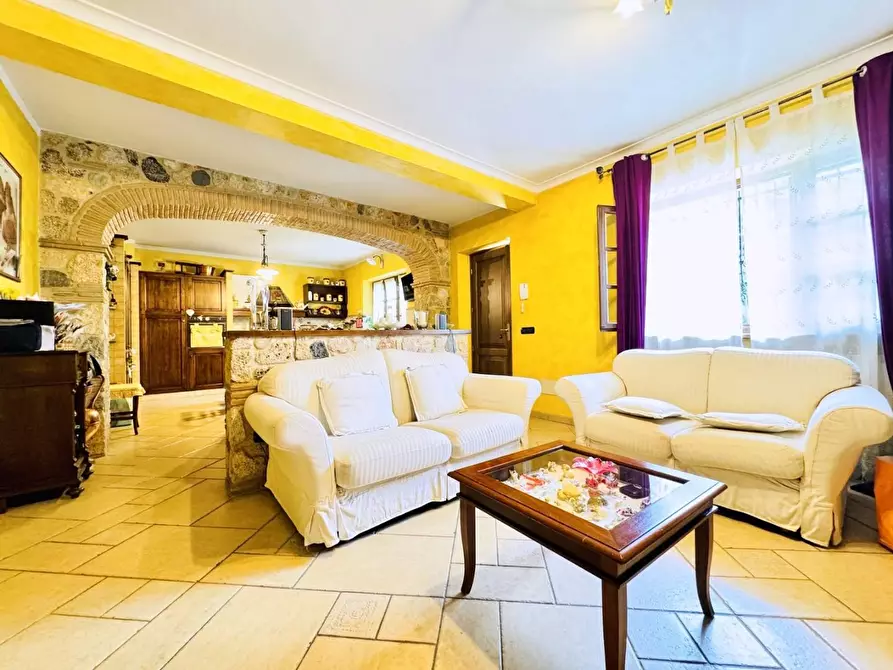 casa indipendente in vendita a Camaiore