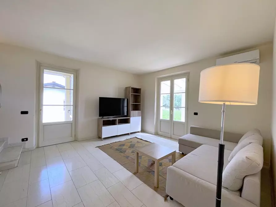 casa indipendente in vendita a Camaiore in zona Capezzano Pianore