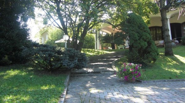 casa indipendente in vendita a Camaiore