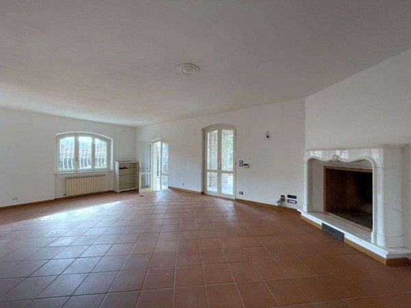 casa indipendente in vendita a Camaiore