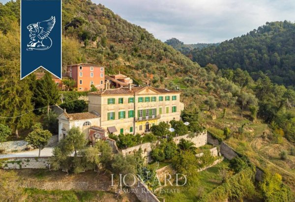 casa indipendente in vendita a Camaiore in zona Lido di Camaiore