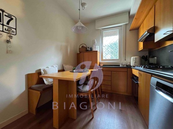 casa indipendente in vendita a Camaiore in zona Lido di Camaiore