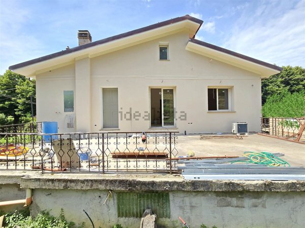 casa indipendente in vendita a Camaiore
