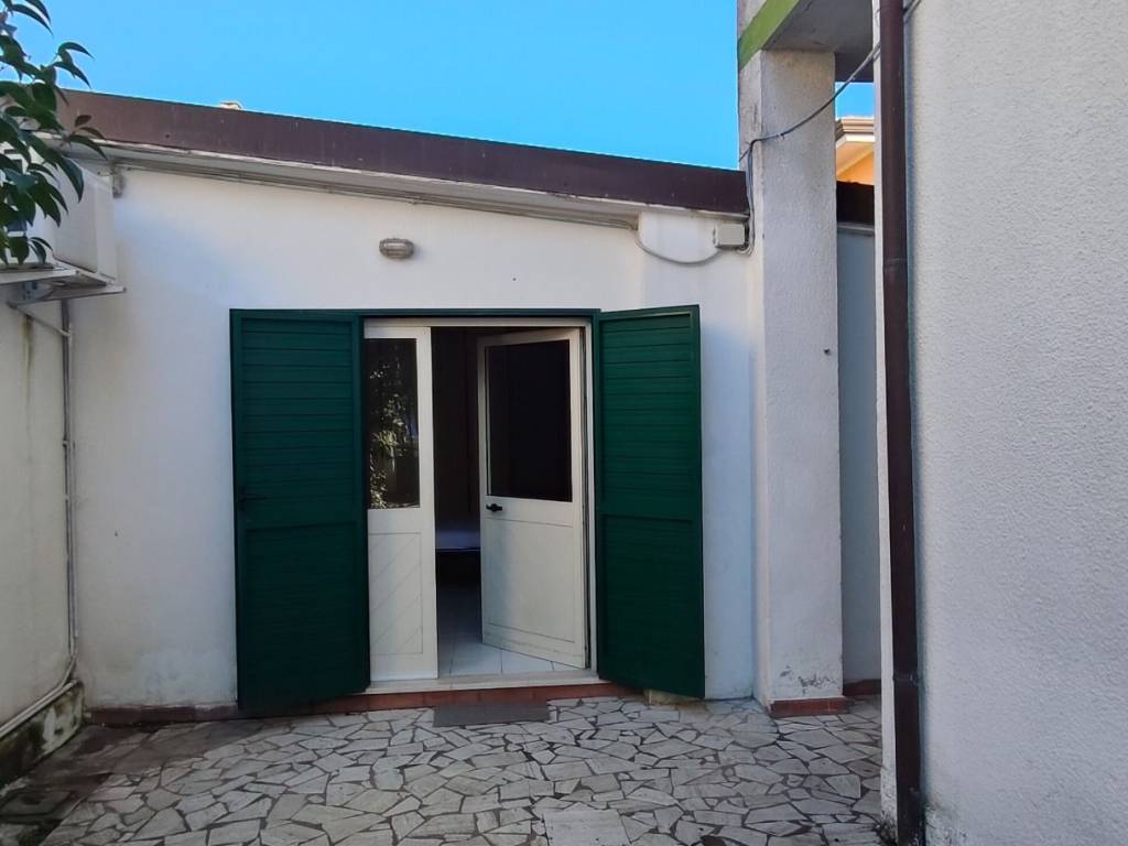 casa indipendente in vendita a Camaiore in zona Lido di Camaiore