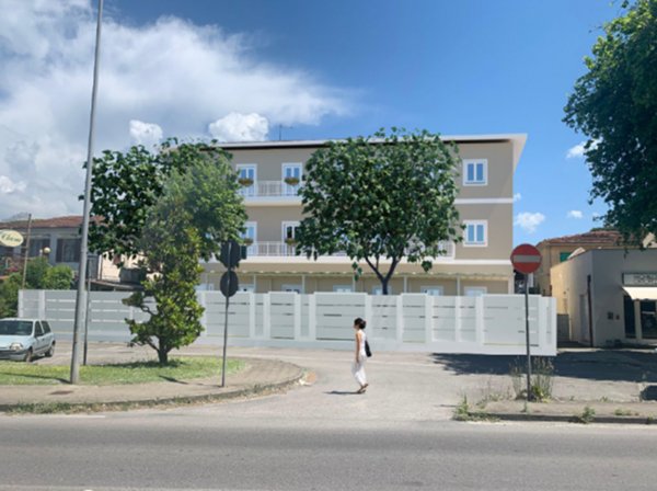 appartamento in vendita a Camaiore in zona Lido di Camaiore