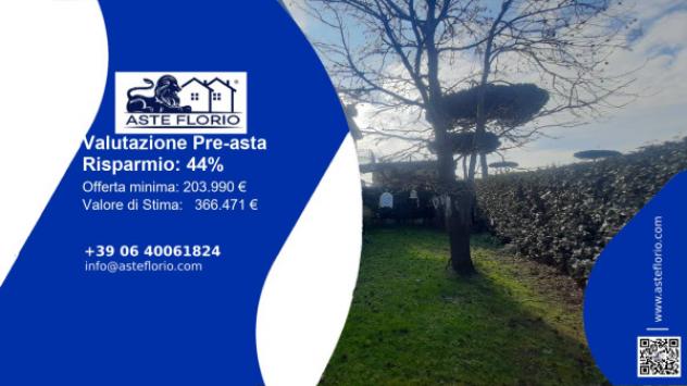 casa indipendente in vendita a Camaiore in zona Lido di Camaiore