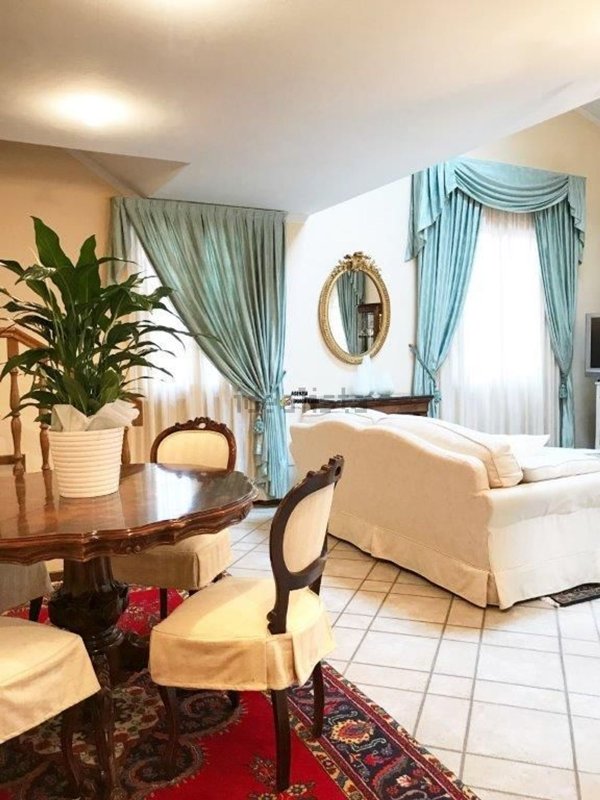 casa indipendente in vendita a Camaiore