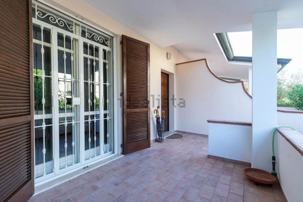casa indipendente in vendita a Camaiore in zona Lido di Camaiore