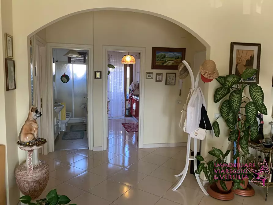 appartamento in vendita a Camaiore in zona Lido di Camaiore