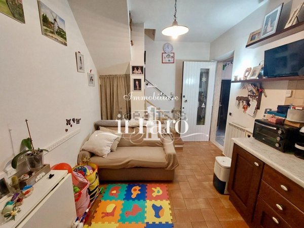 casa indipendente in vendita a Camaiore