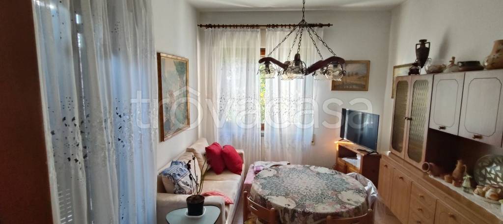 appartamento in vendita a Camaiore in zona Lido di Camaiore