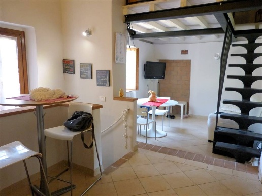 casa indipendente in vendita a Camaiore in zona Pontemazzori