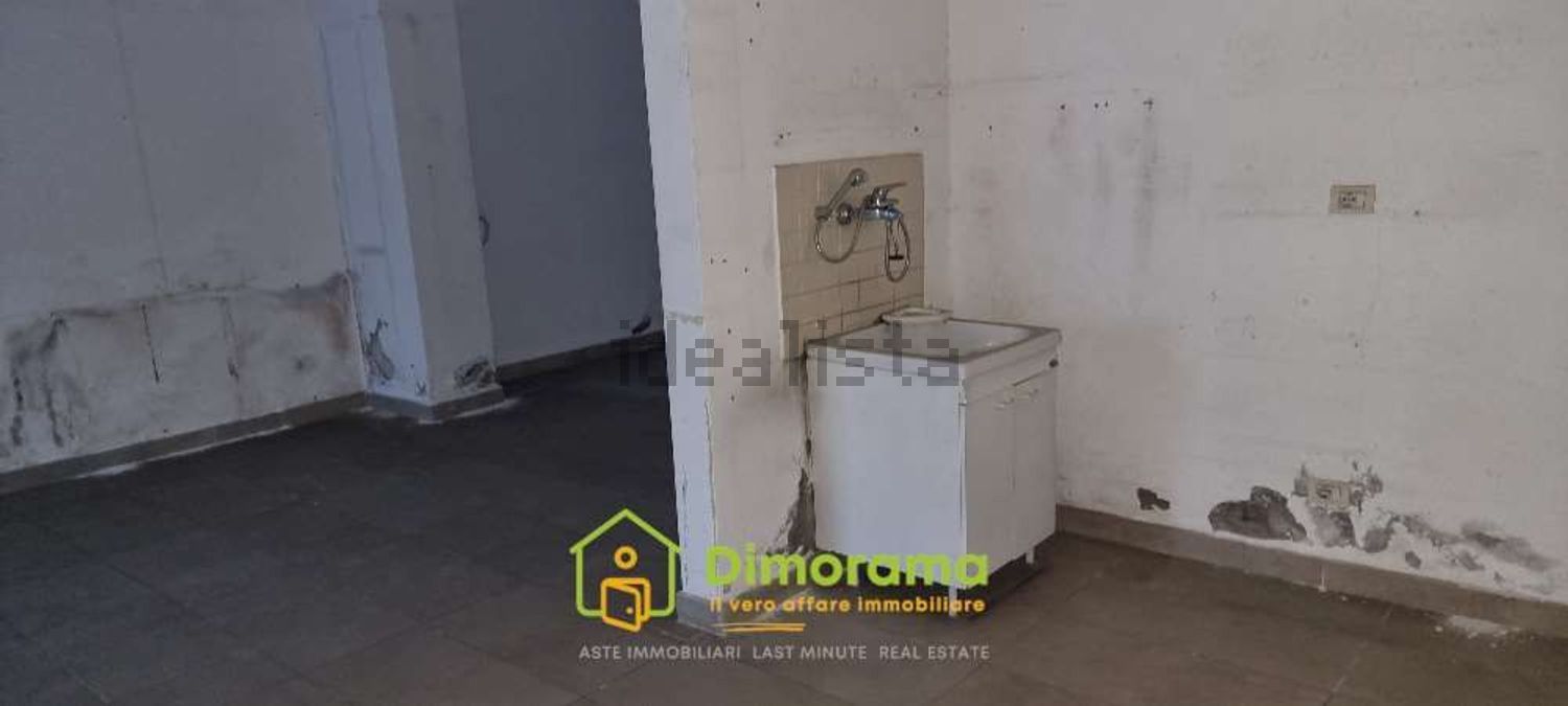 locale commerciale in vendita a Camaiore