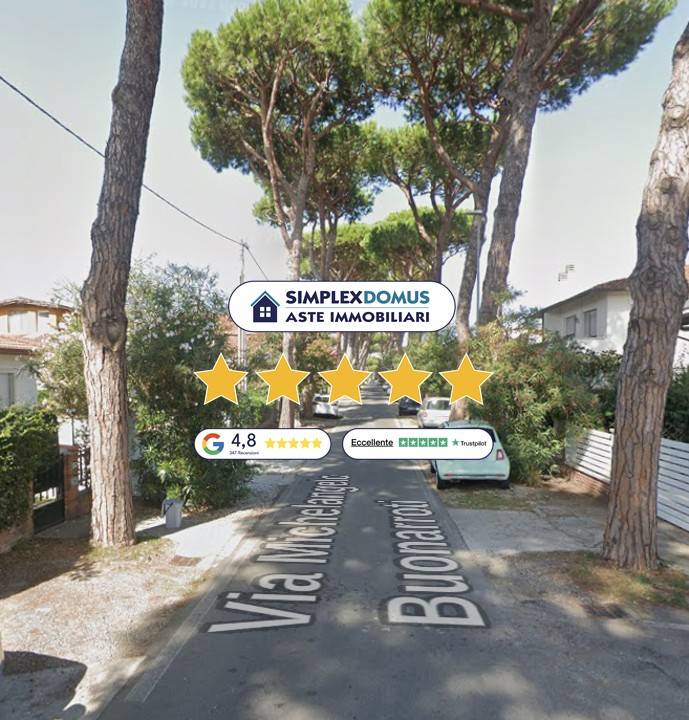 appartamento in vendita a Camaiore in zona Lido di Camaiore